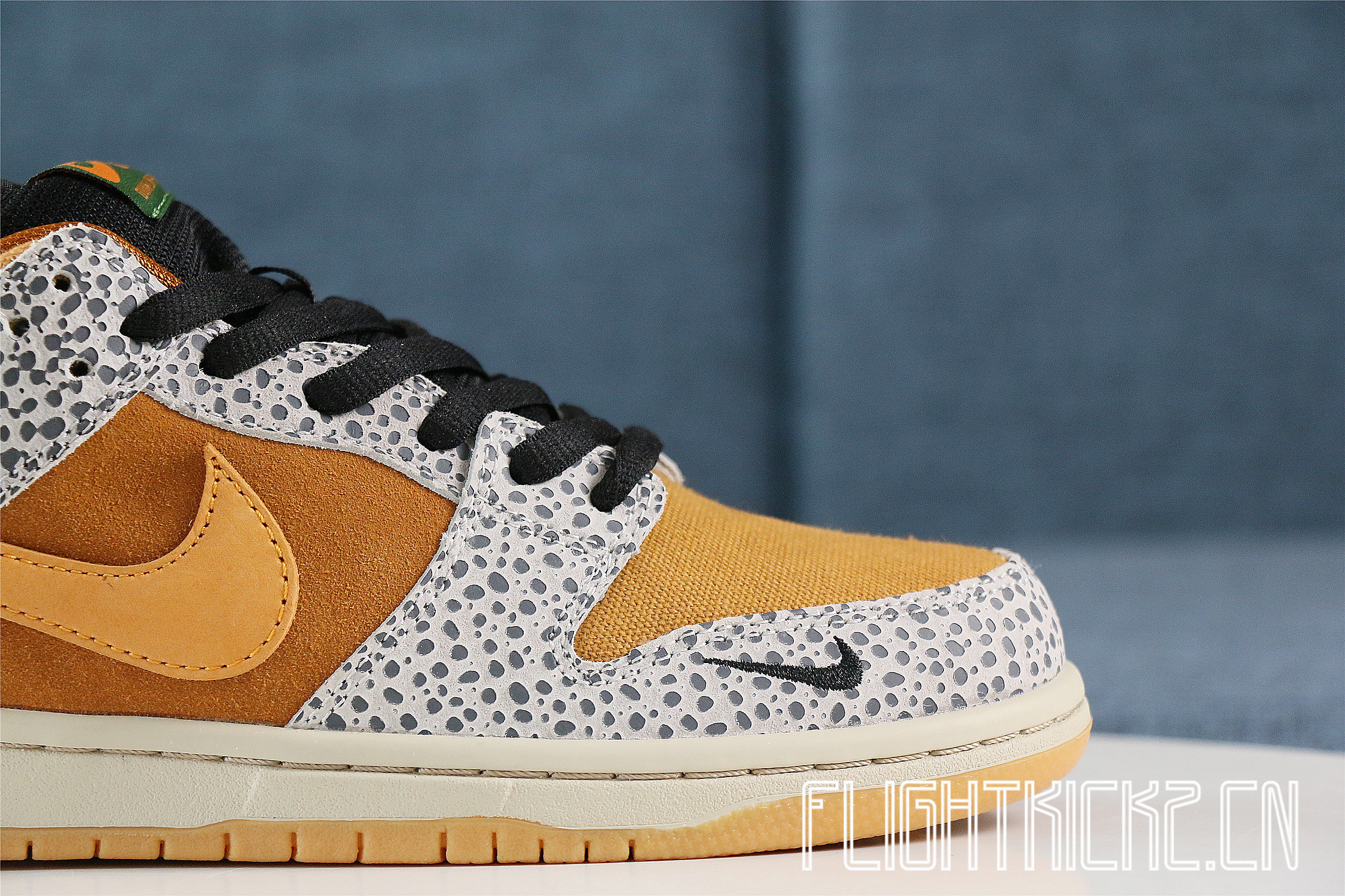Nike SB Dunk Low Safari 2020