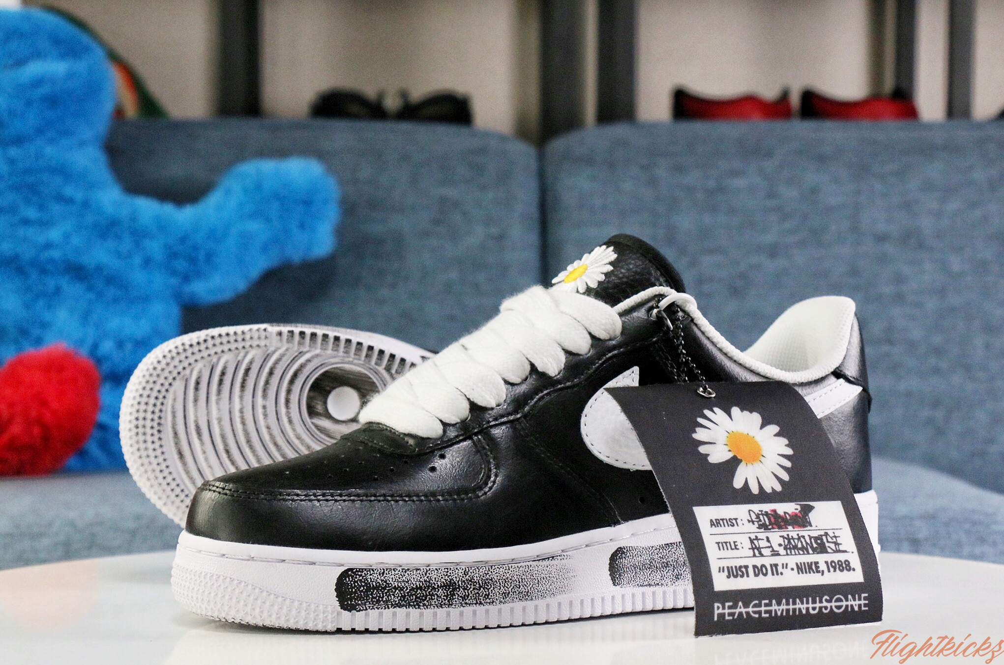 PEACEMINUSONE x Nike Air Force 1 Low Para-noise Black White