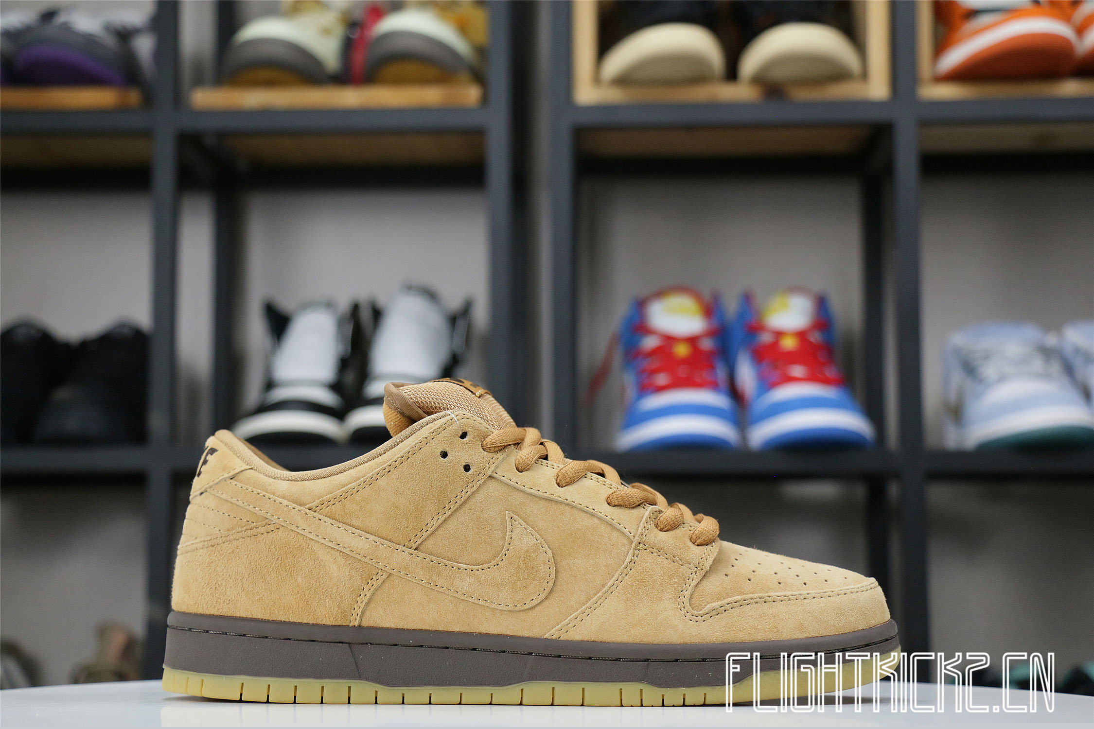 Nike SB Dunk Low Pro “Wheat Mocha”