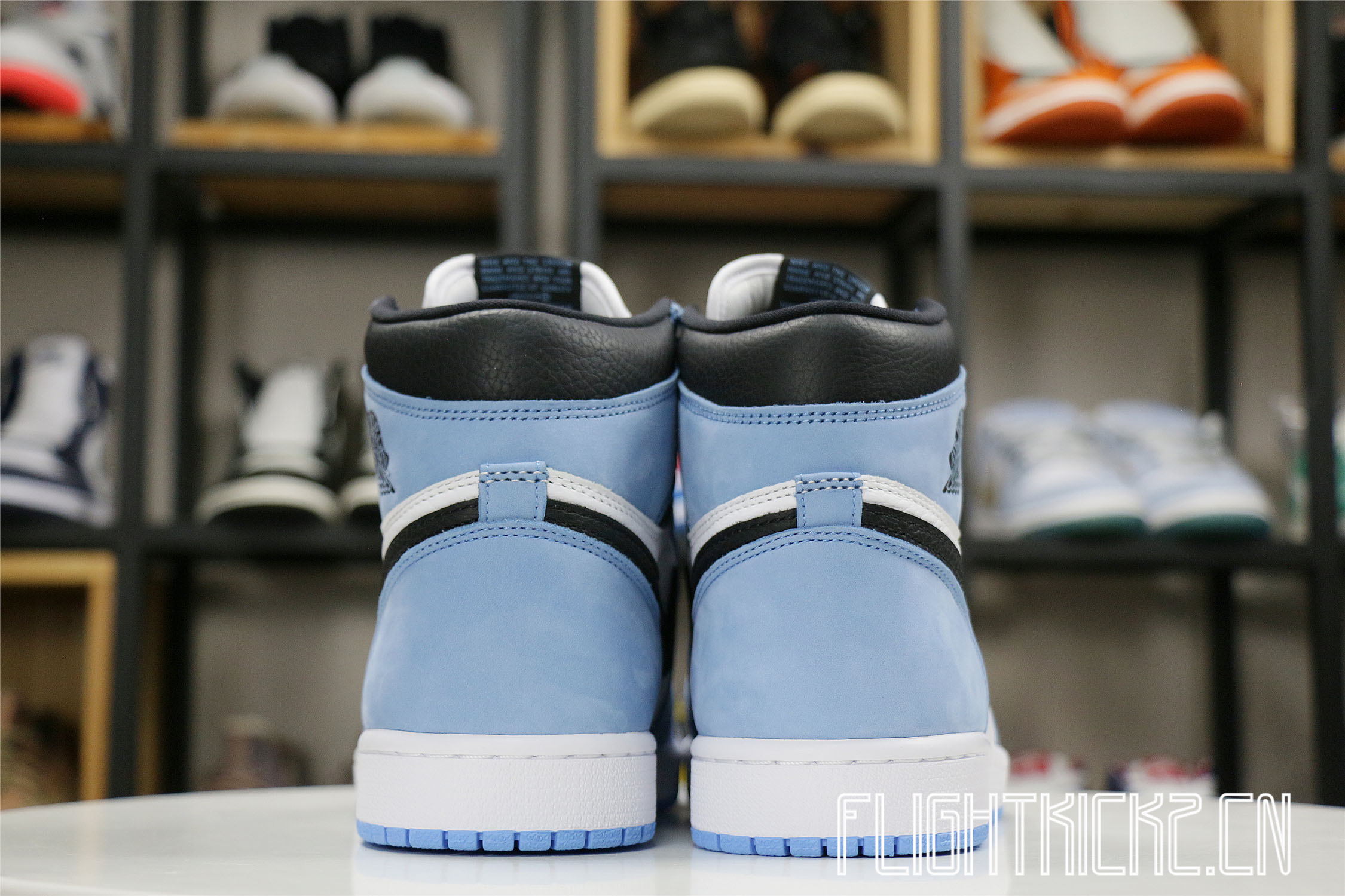 Jordan 1 Retro High White University Blue Black