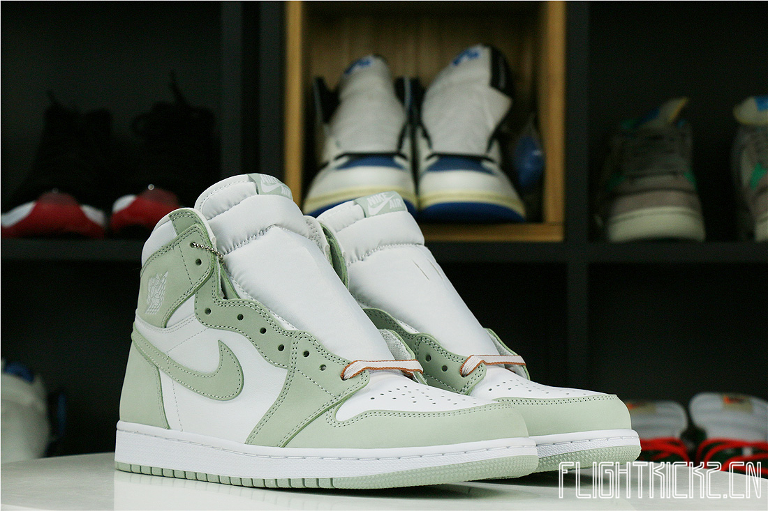 Air Jordan 1 High OG Seafoam (W) 2021