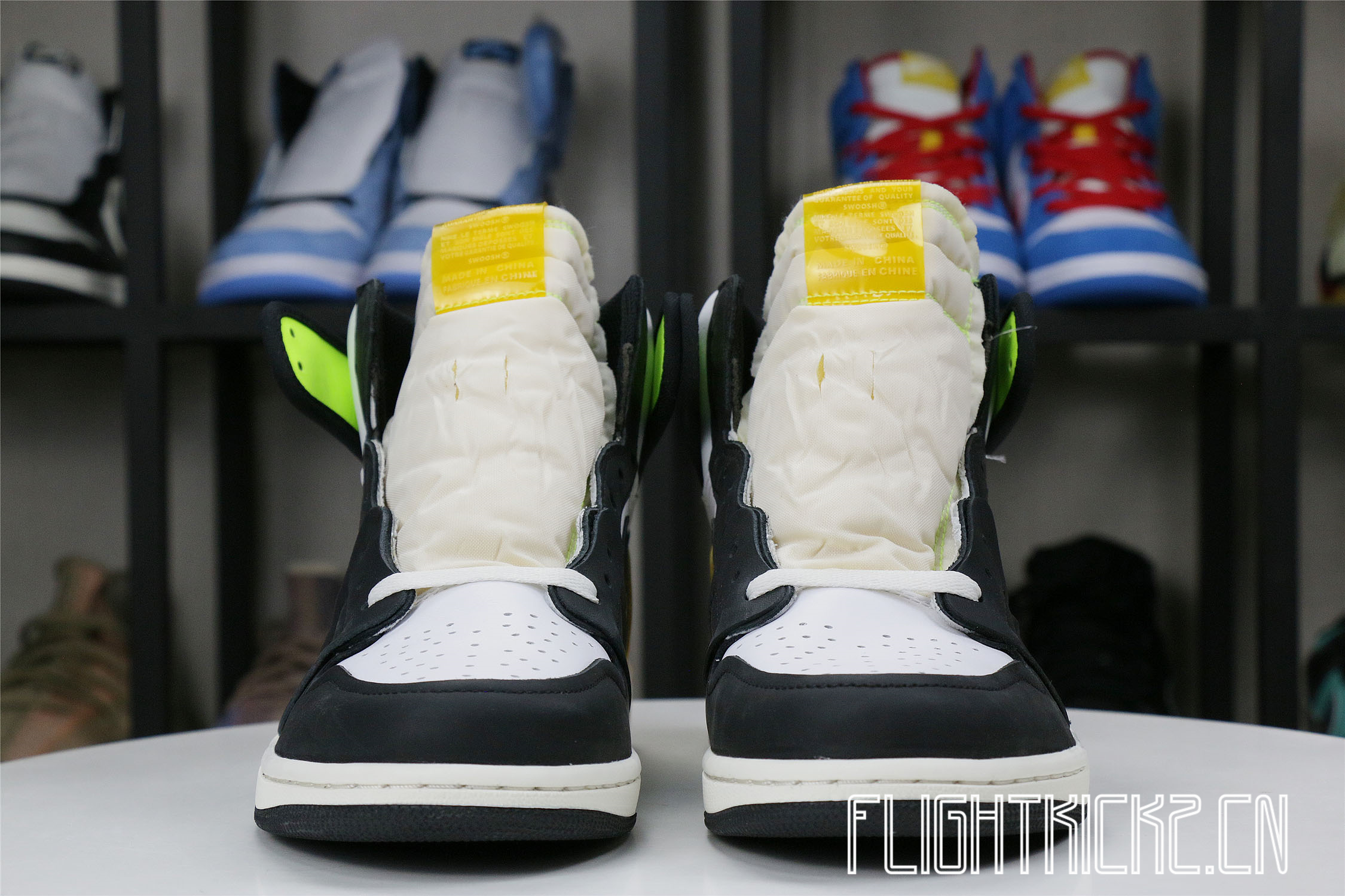 Jordan 1 Retro High White Black Volt University Gold