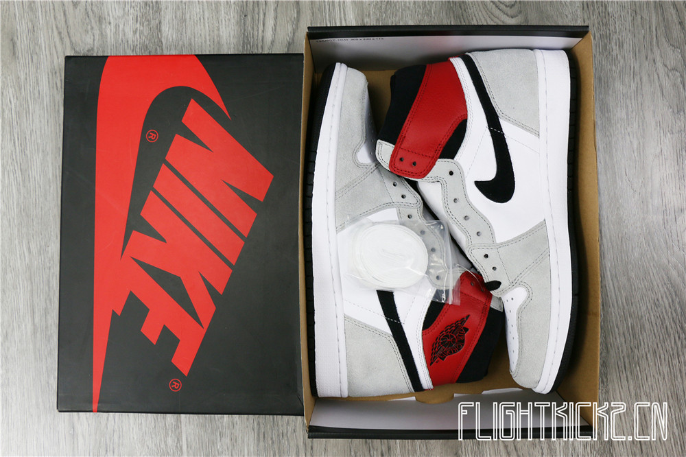 Air Jordan 1 Retro Light Grey Smoke 2020