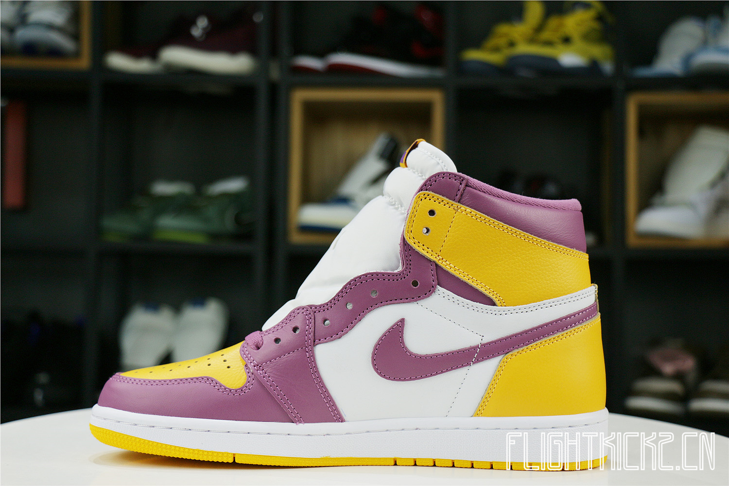 Air Jordan 1 Retro High OG Brotherhood