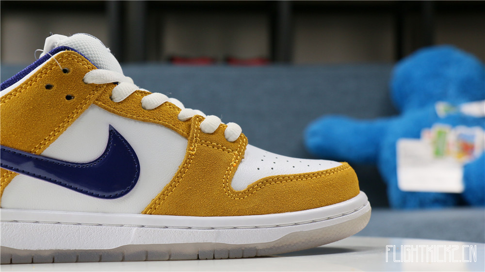 Nike SB Dunk Low Lakers 2020