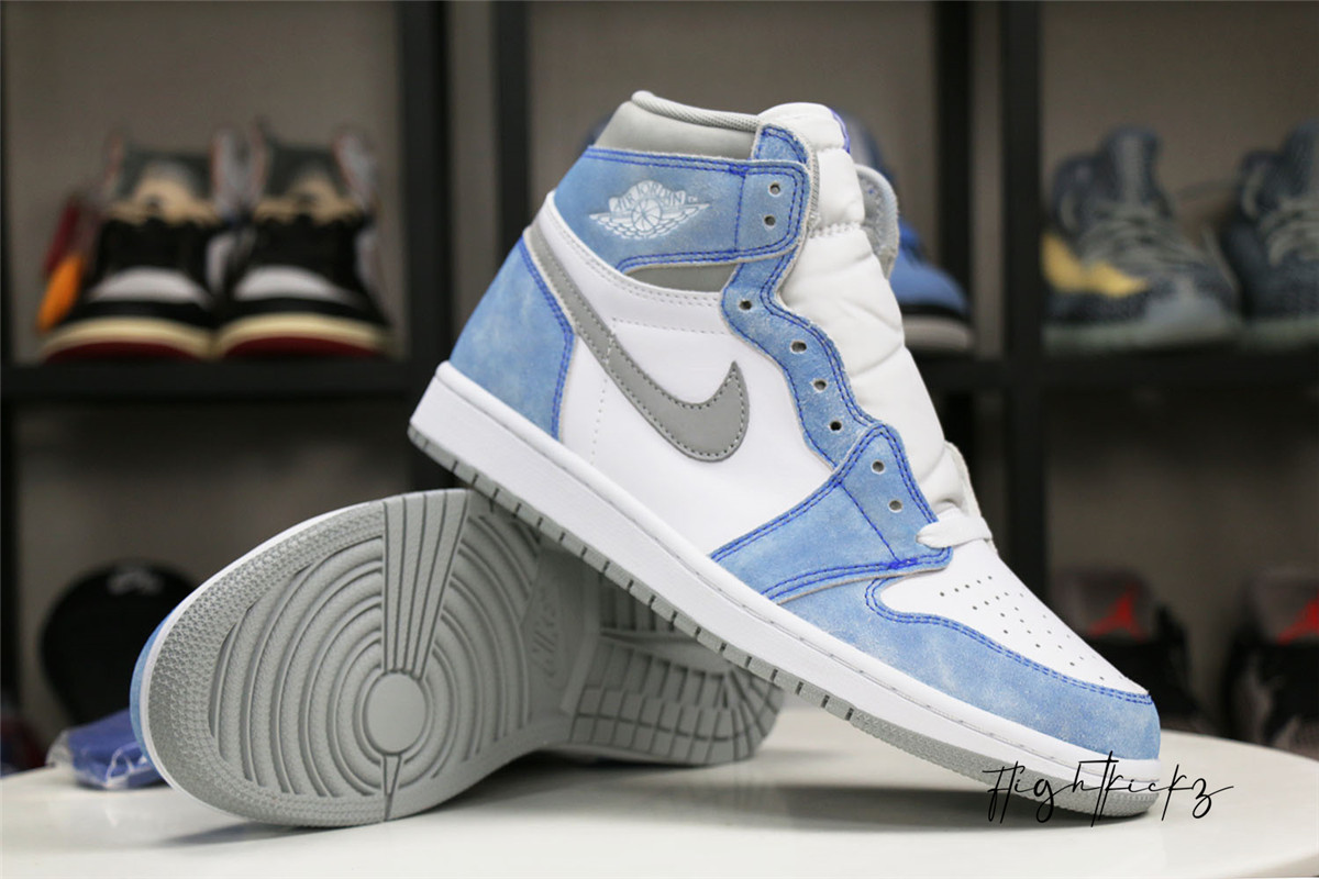 Jordan 1 Retro High OG Hyper Royal 2021(LN5 A1)