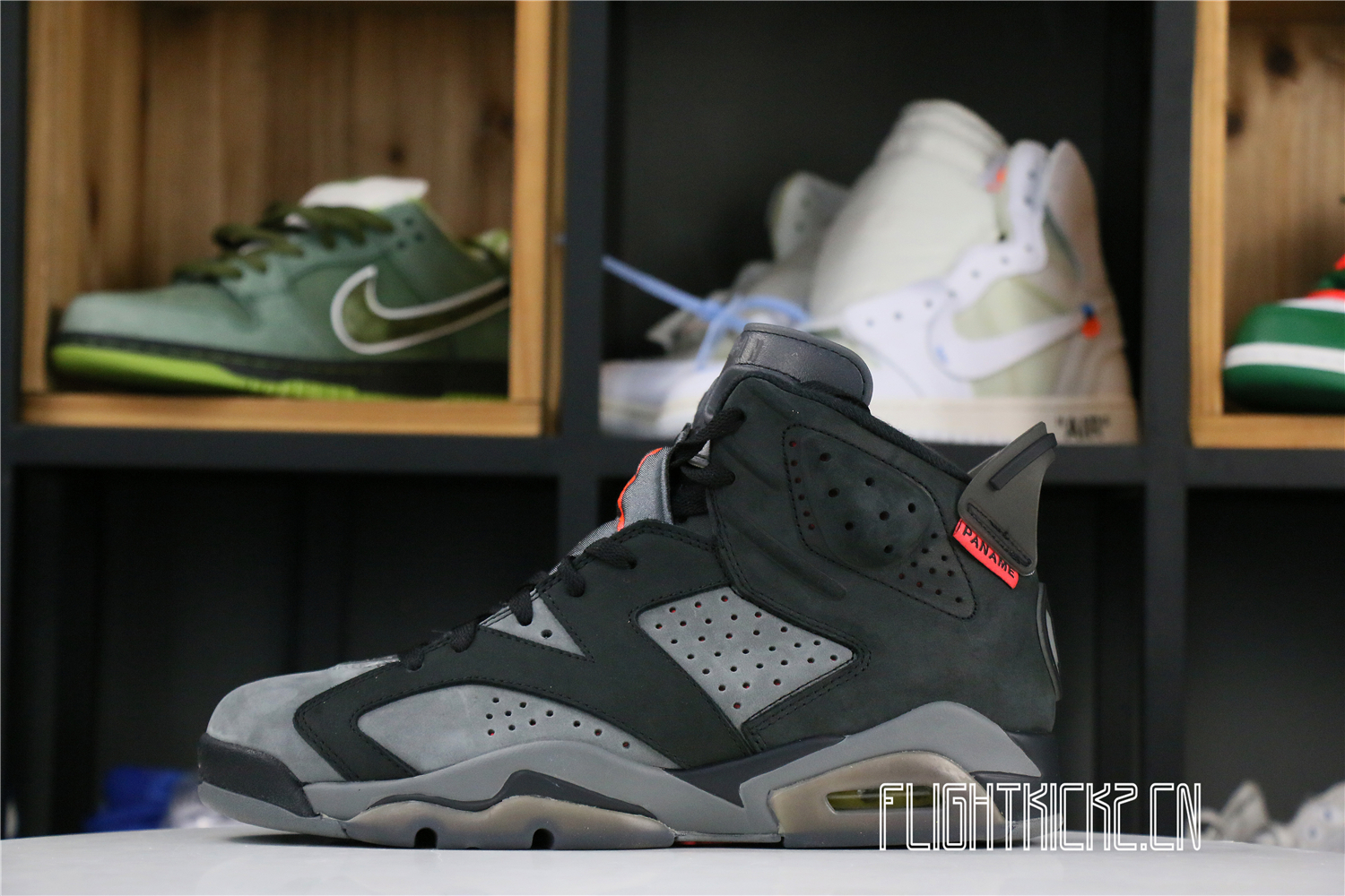 PARIS SAINT-GERMAIN X AIR JORDAN 6 RETRO ‘IRON GREY’