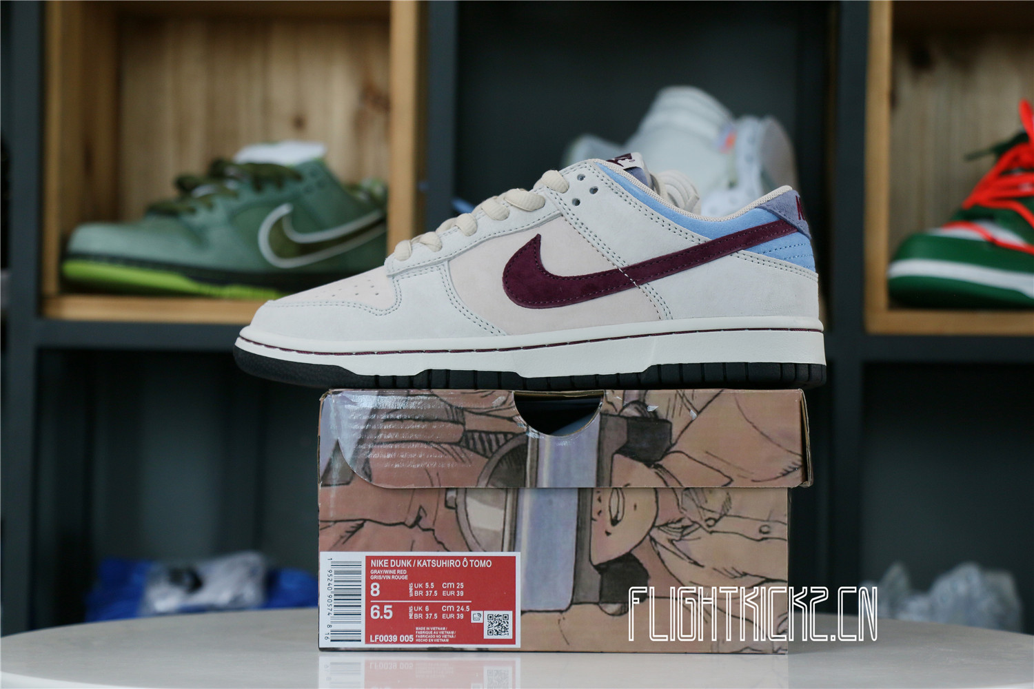 Otomo Katsuhiro x Nike SB Dunk Low Steamboy OST Dark Red Blue