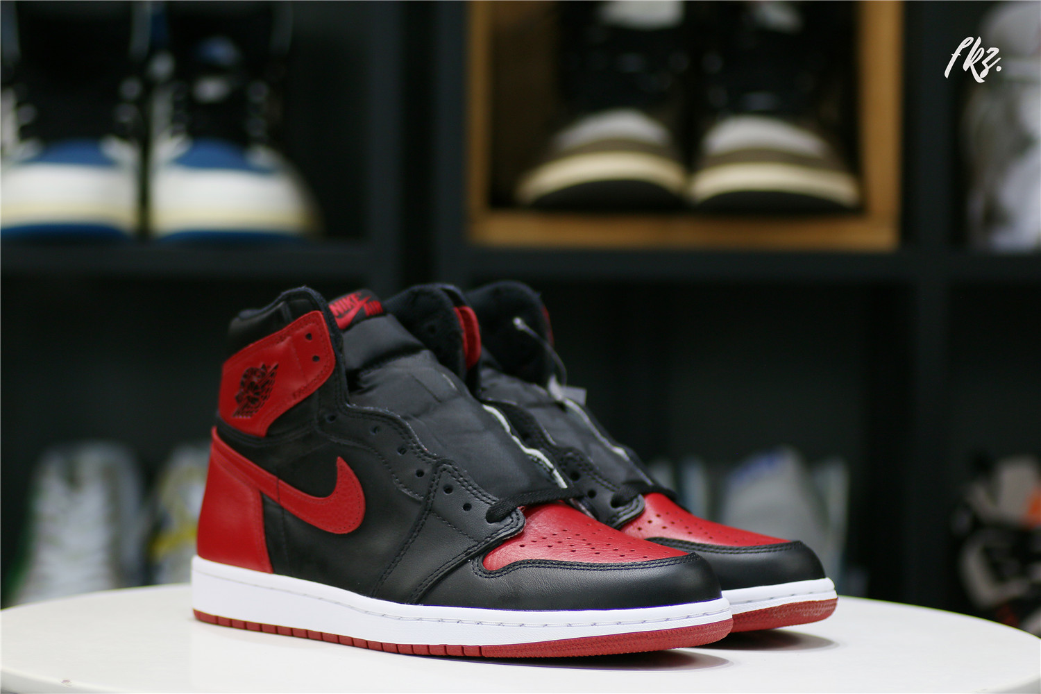 Air Jordan 1 Retro High Banned (GS)