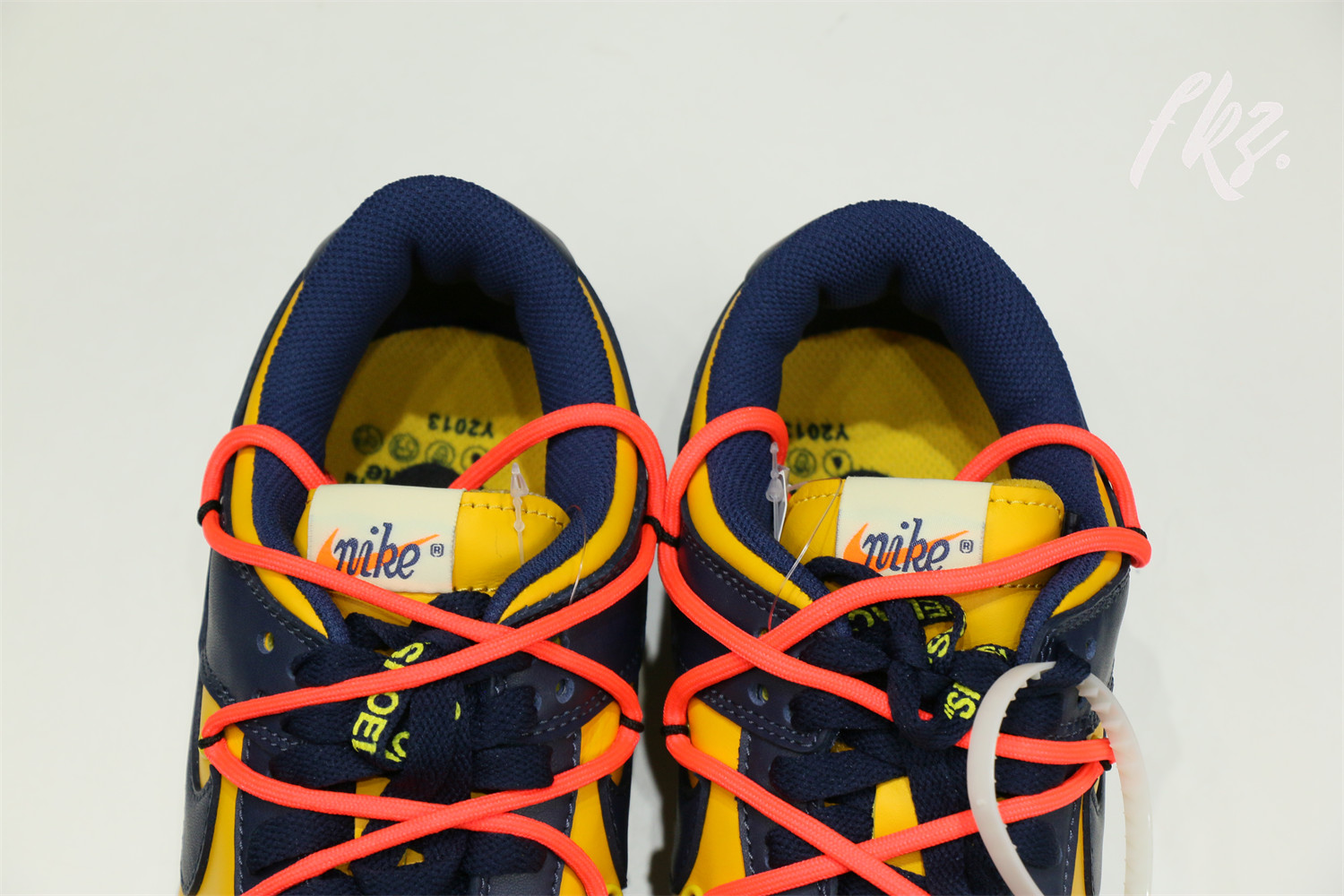 Off-White x Nike Dunk Low “Michigan” 2019(LN5 A1 Batch)