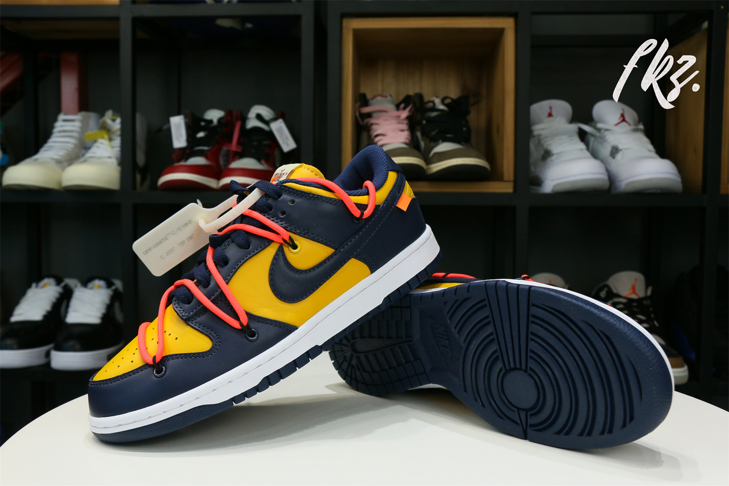 Off-White x Nike Dunk Low “Michigan” 2019(LN5 A1 Batch)