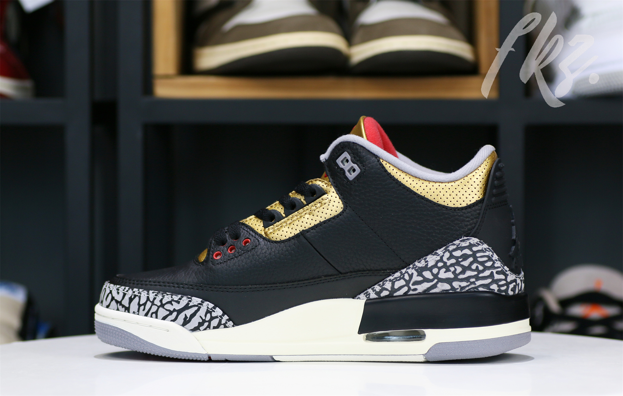 Air Jordan 3 “Black Cement Gold” 2022