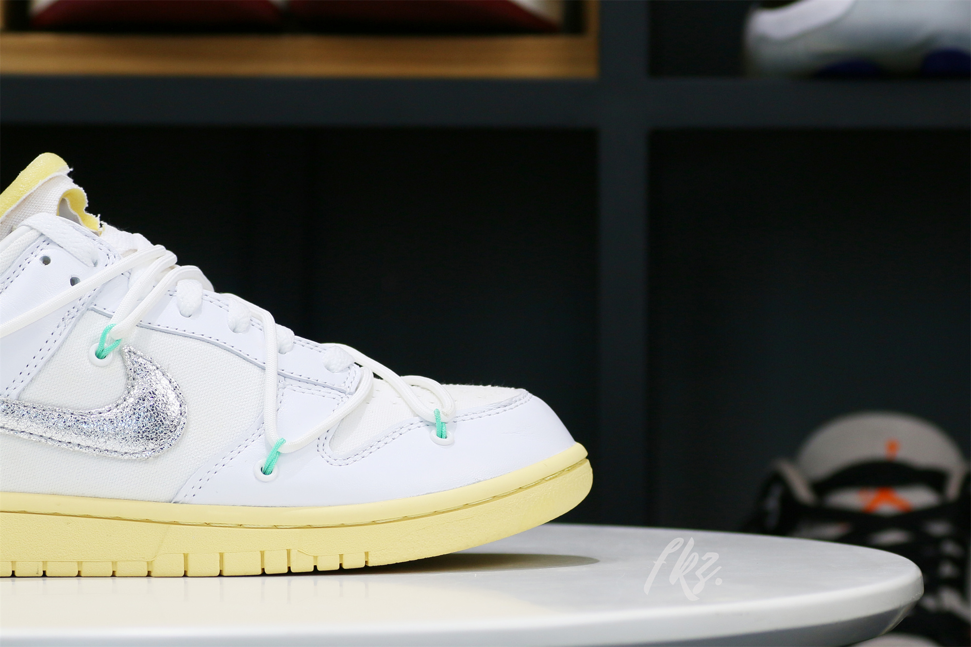 Nike Dunk Low Off-White Lot 1