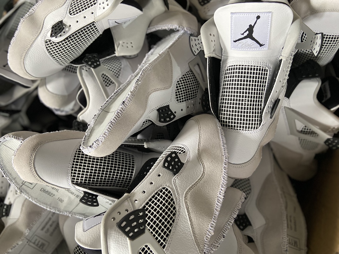 Jordan 4 Retro Military Black(LN5 A1 Batch)