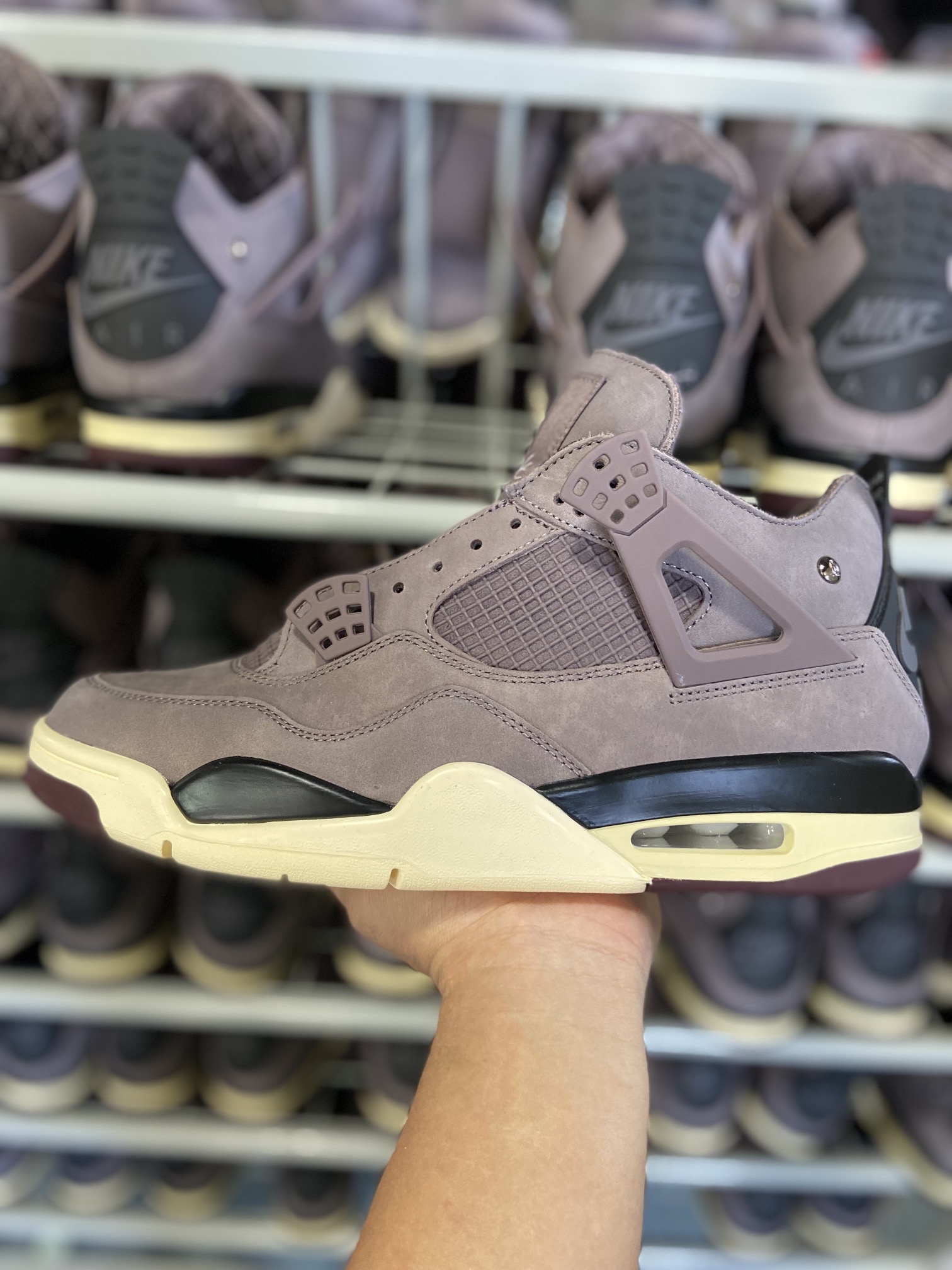 A Ma Maniére x Air Jordan 4 Retro ‘Violet Ore’ 2022 (LN5 A1 Batch)