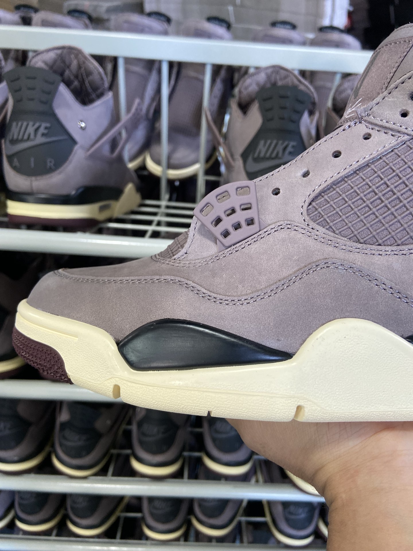 A Ma Maniére x Air Jordan 4 Retro ‘Violet Ore’ 2022 (LN5 A1 Batch)