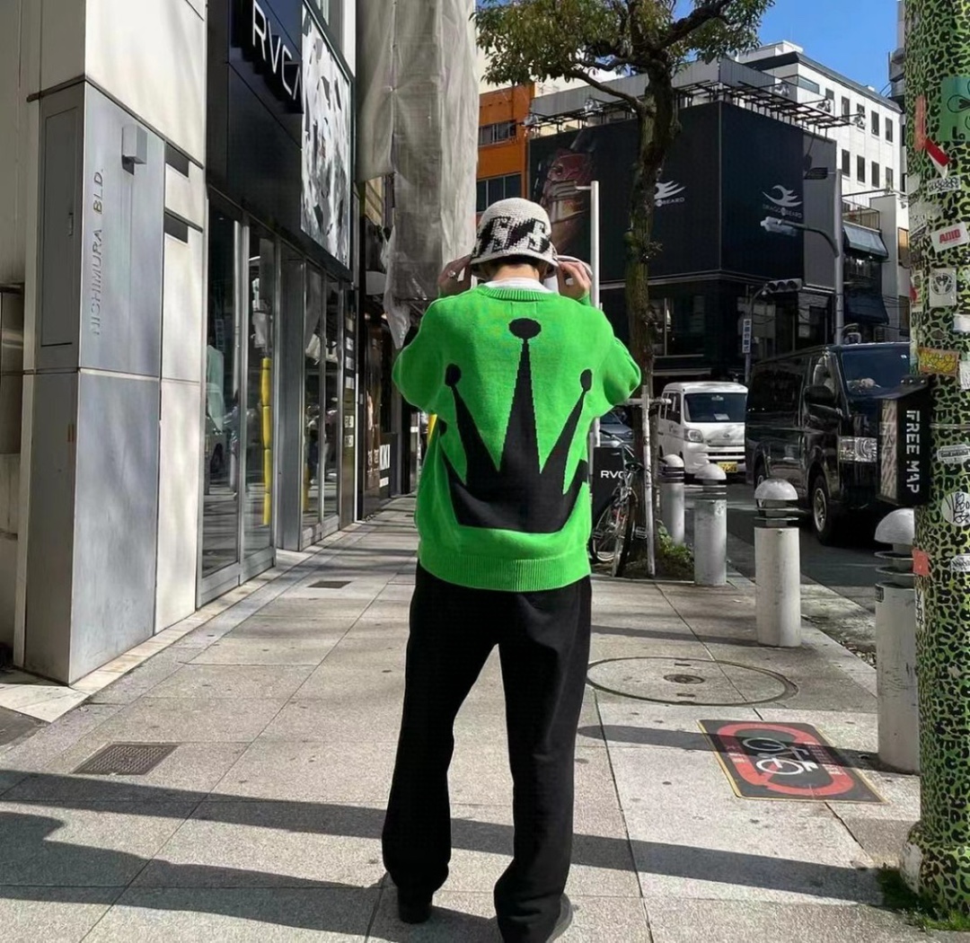 Stussy22SS Crown Crew Neck Pullover Long Sleeve Sweater