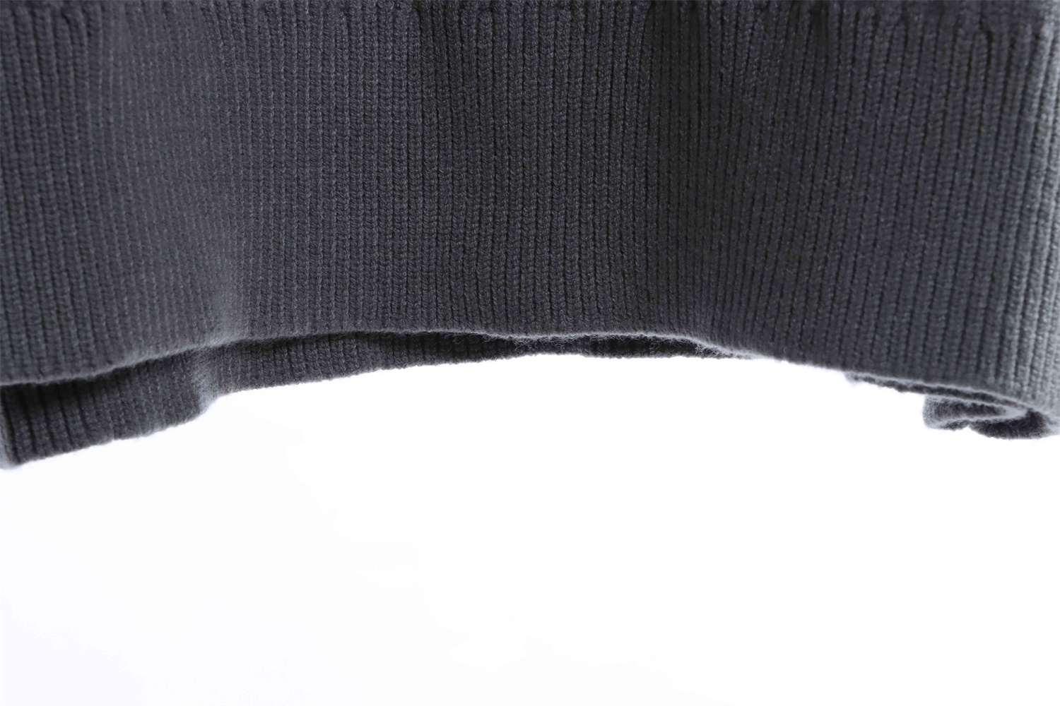 LOEVVE SS22 striped color block V-neck pullover sweater