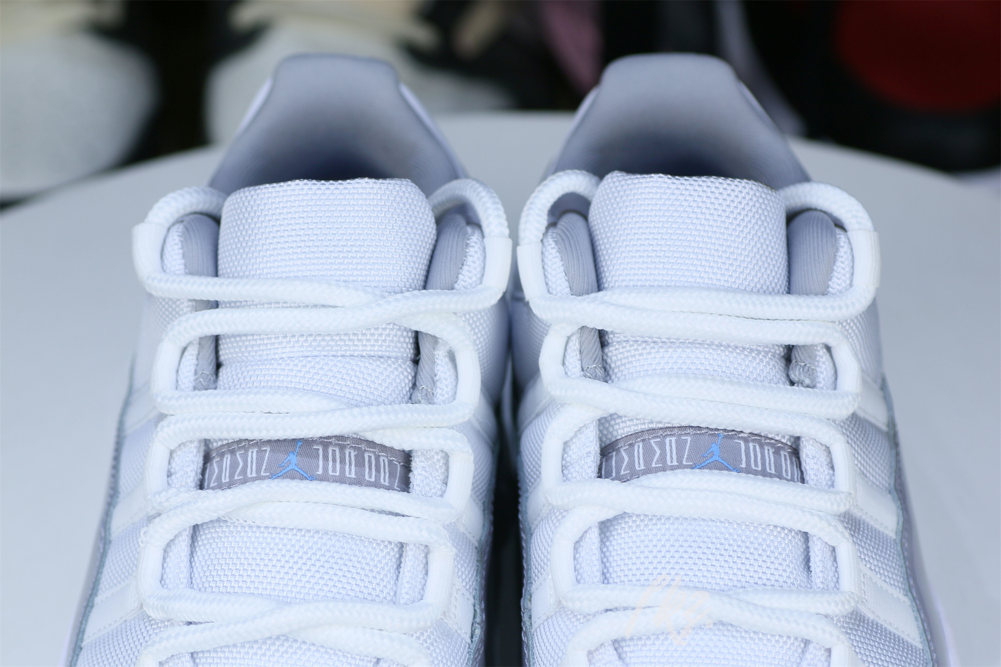 Air Jordan 11 Retro Low Cement Grey 2023 (LN5 A1 Batch)