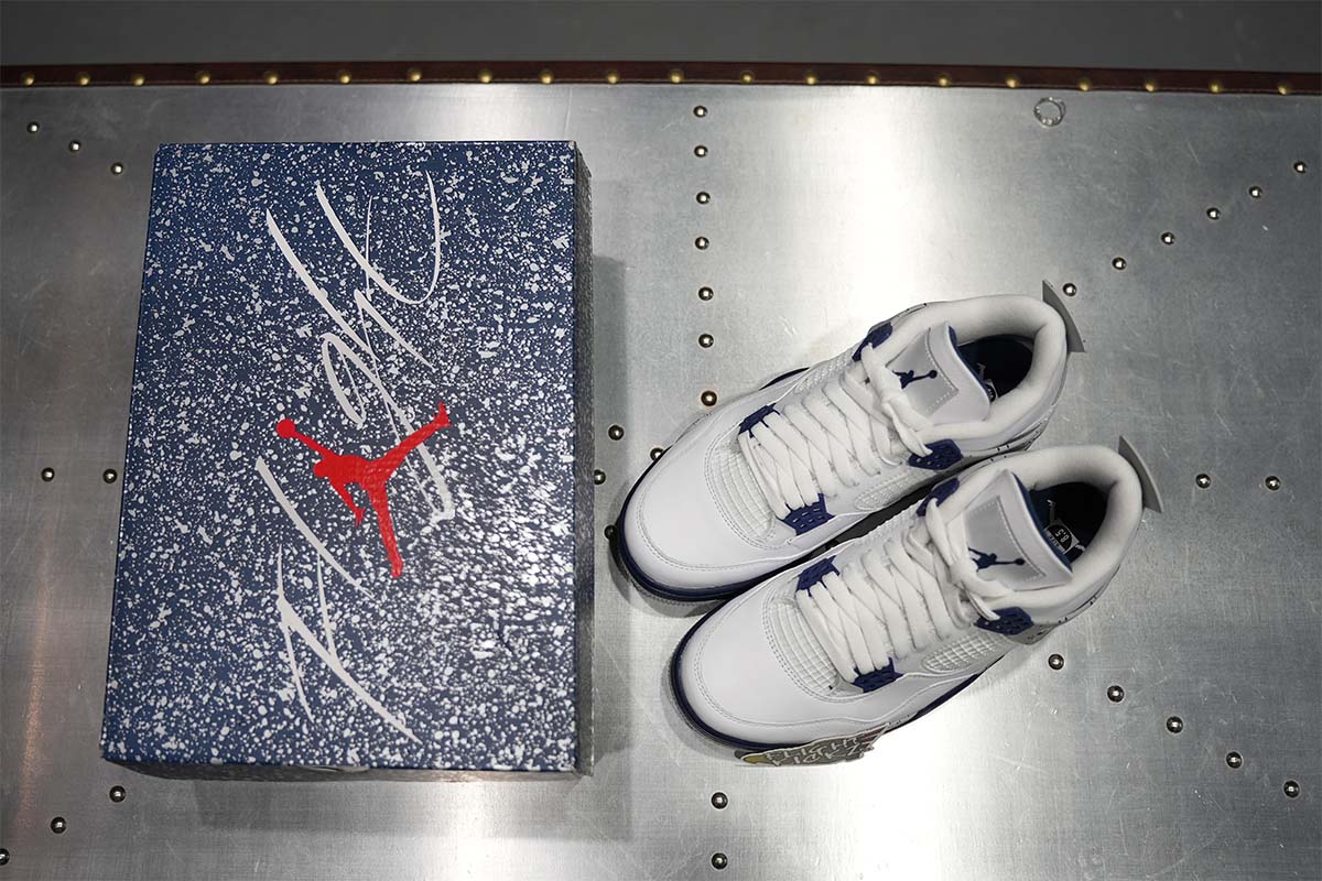 Air Jordan Retro 4 ‘Midnight Navy 2022 (LN5 A1 Batch)