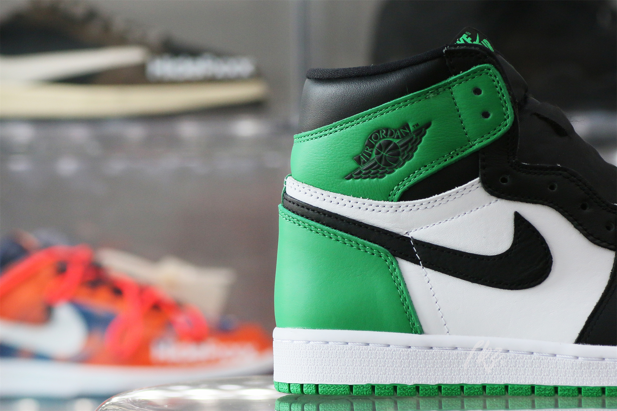 Air Jordan 1 High Lucky Green 2023