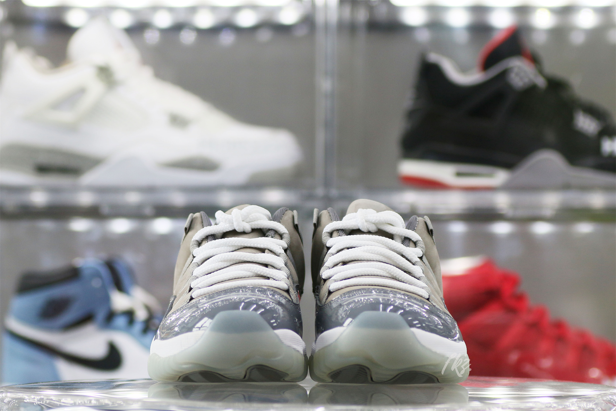 Air Jordan 11 Retro Low Cool Grey