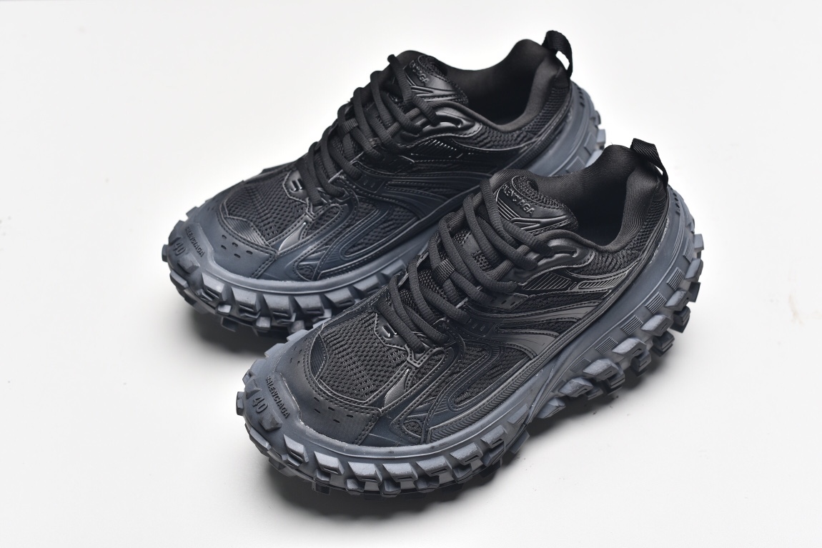Balenciag* Defender Black
