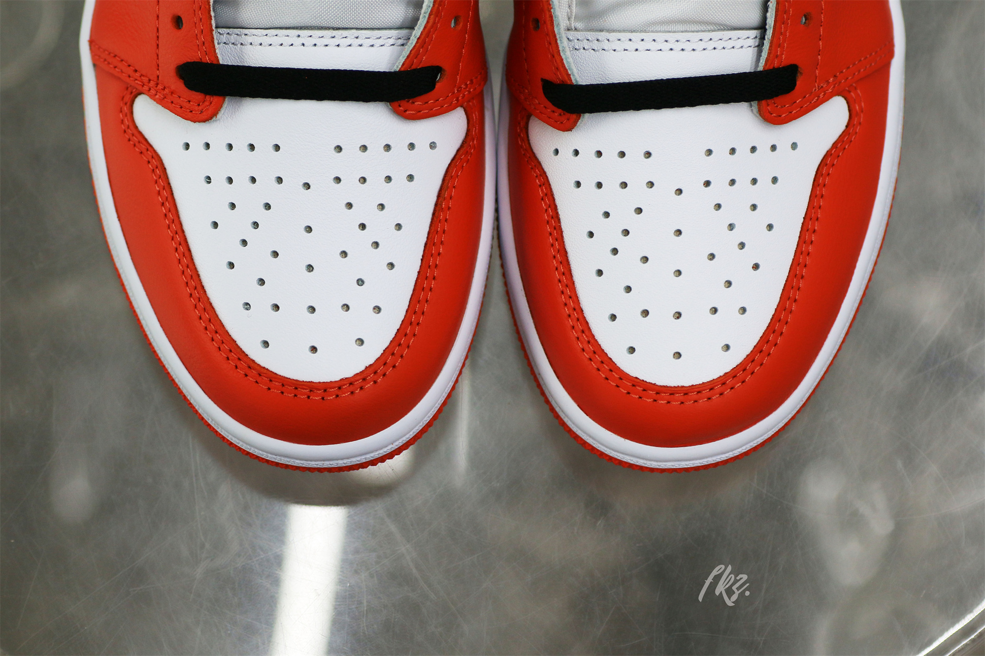 Air Jordan 1 Low Starfish