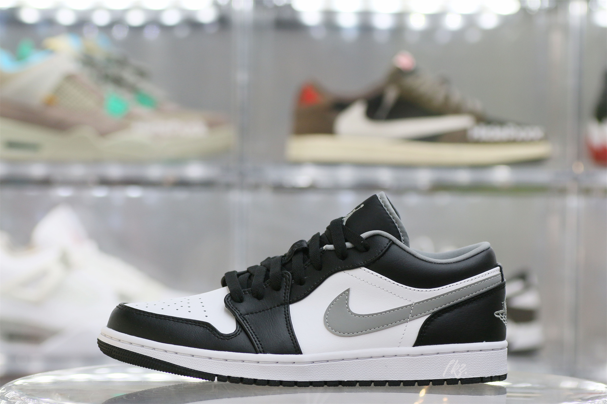 Air Jordan 1 Low Black White Grey