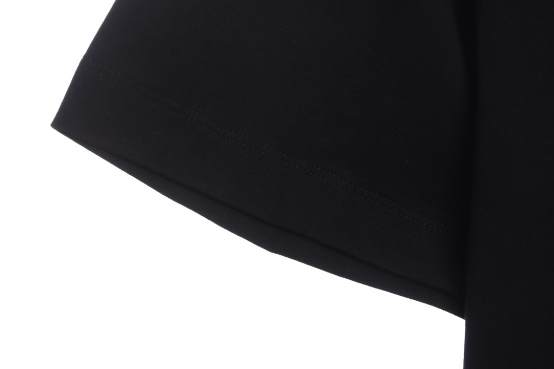 OW Caravaggio black and white religious short sleeves