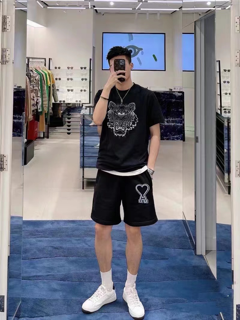 AMI 22ss heart embroidery shorts