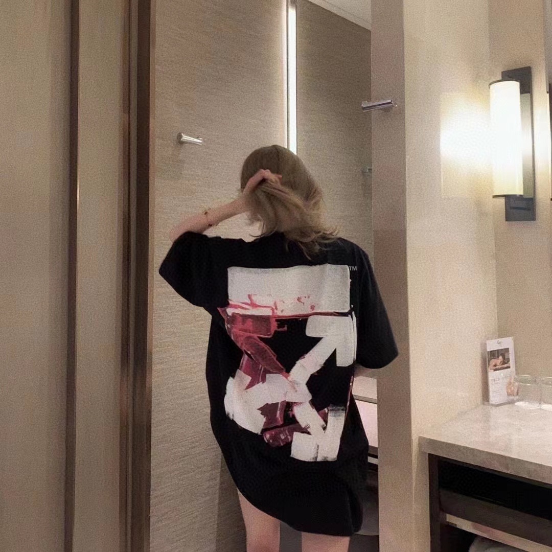 OW Acrylic Arrow Print Short Sleeve