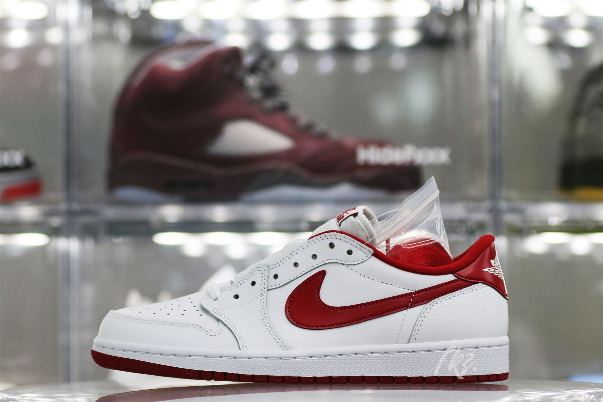 Air Jordan 1 Retro Low White Varsity Red