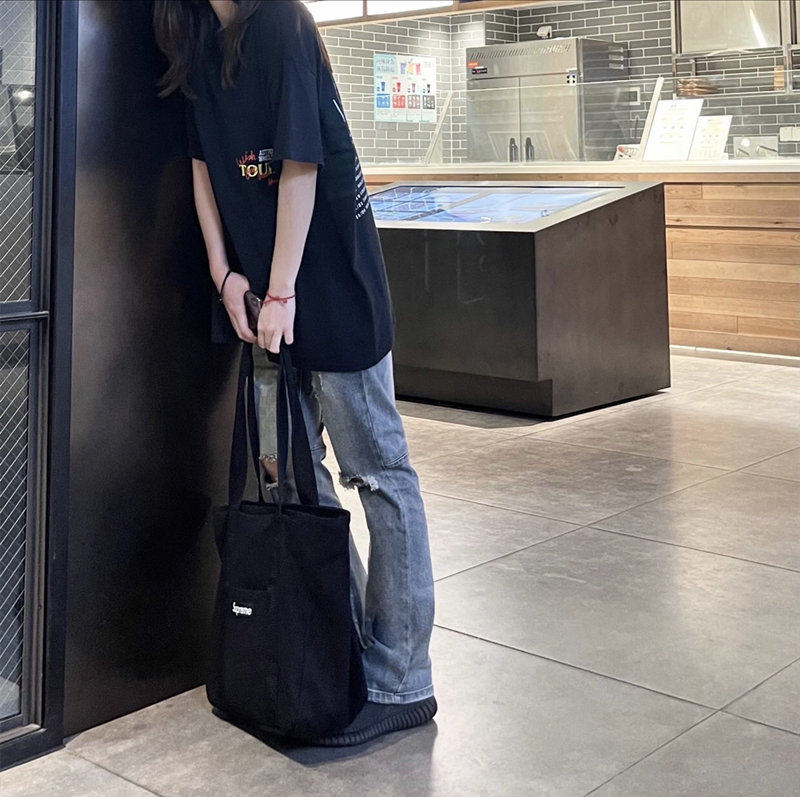 Travis Scott Cactus Jack Astroworld Logo solid color letter printing short sleeves