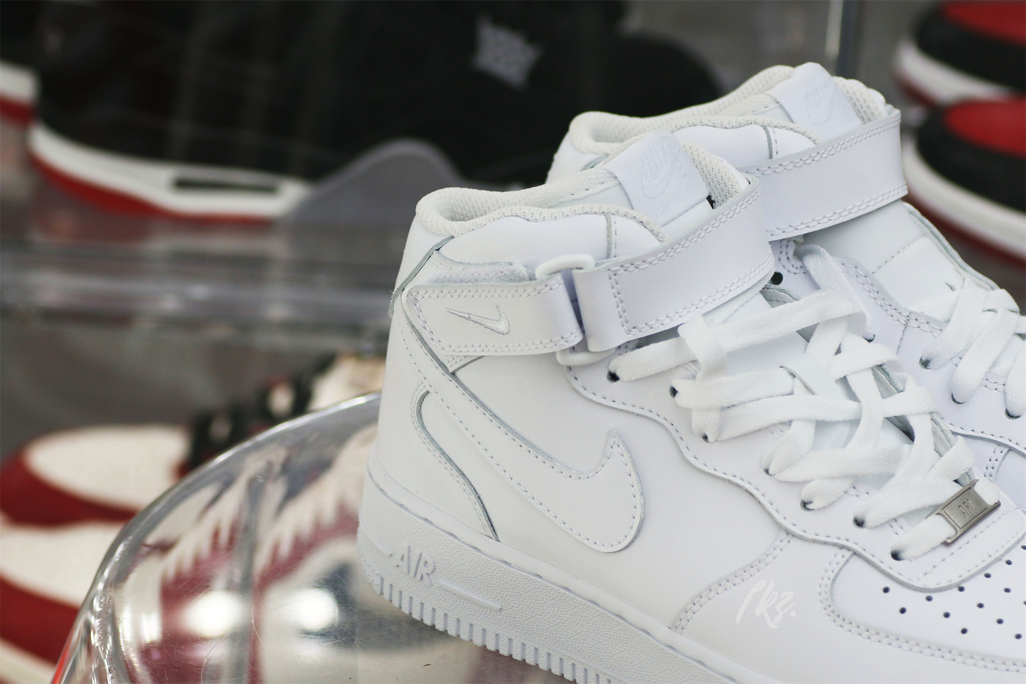 Nike Air Force 1 Mid ’07 White