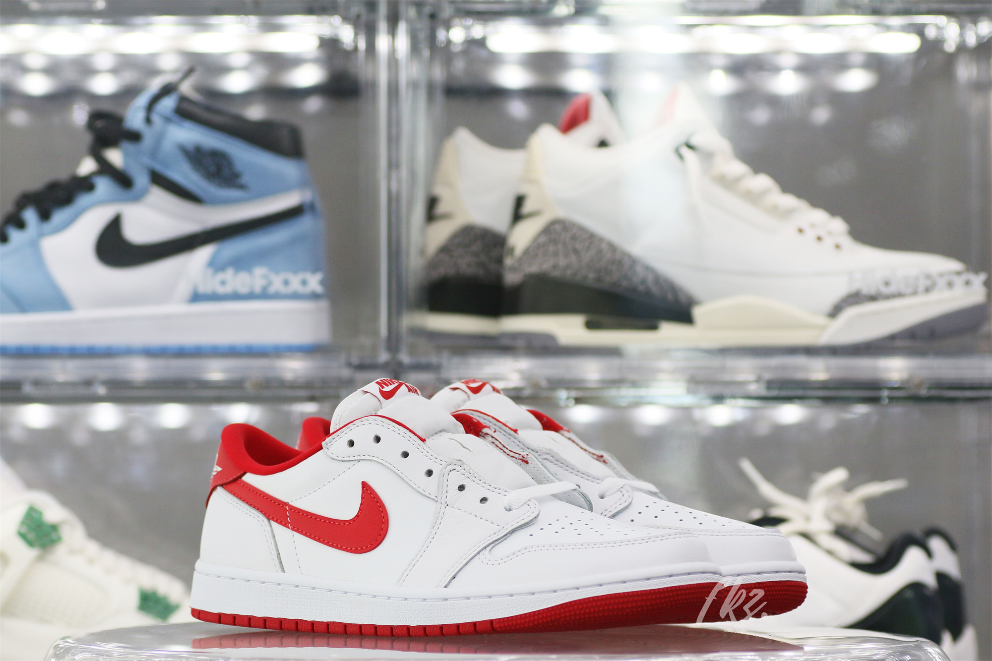 Air Jordan 1 Low University Red