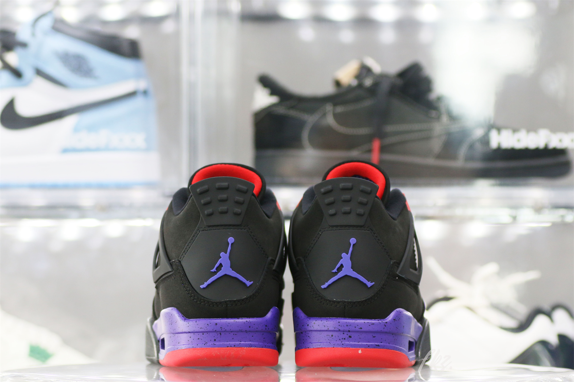 Air Jordan 4 Retro Raptors（2018）