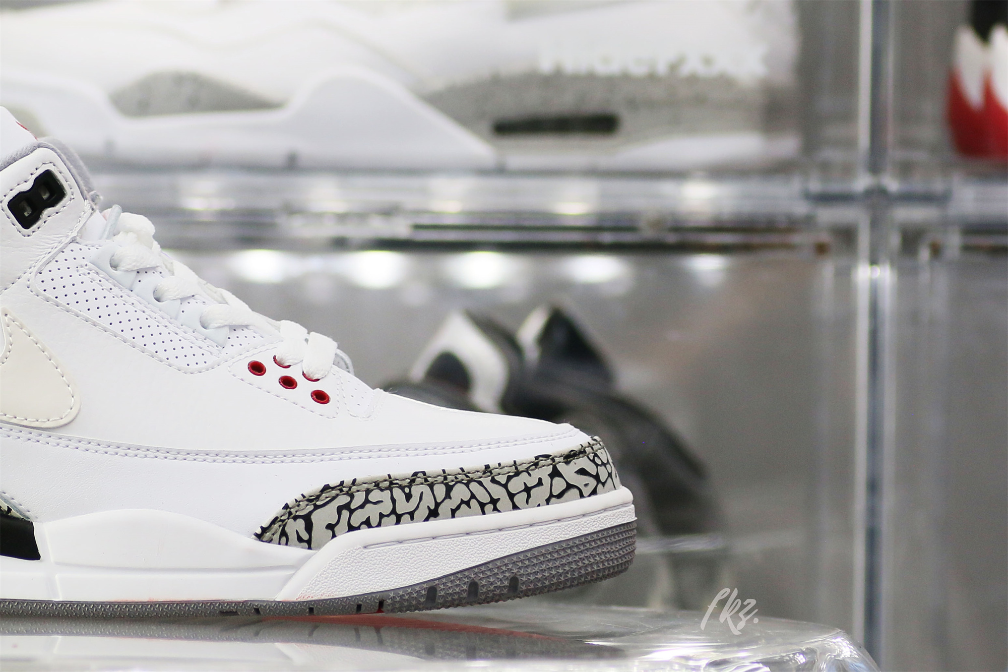 Air Jordan 3 Retro JTH Super Bowl