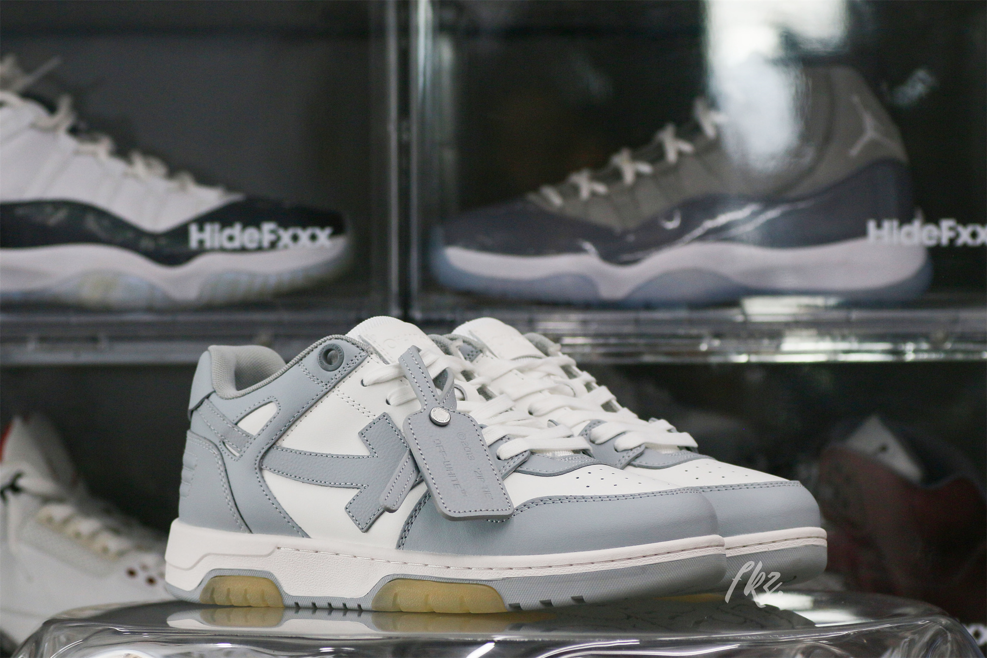 OFF-WHITE White & Gray Out Of Office Sneakers