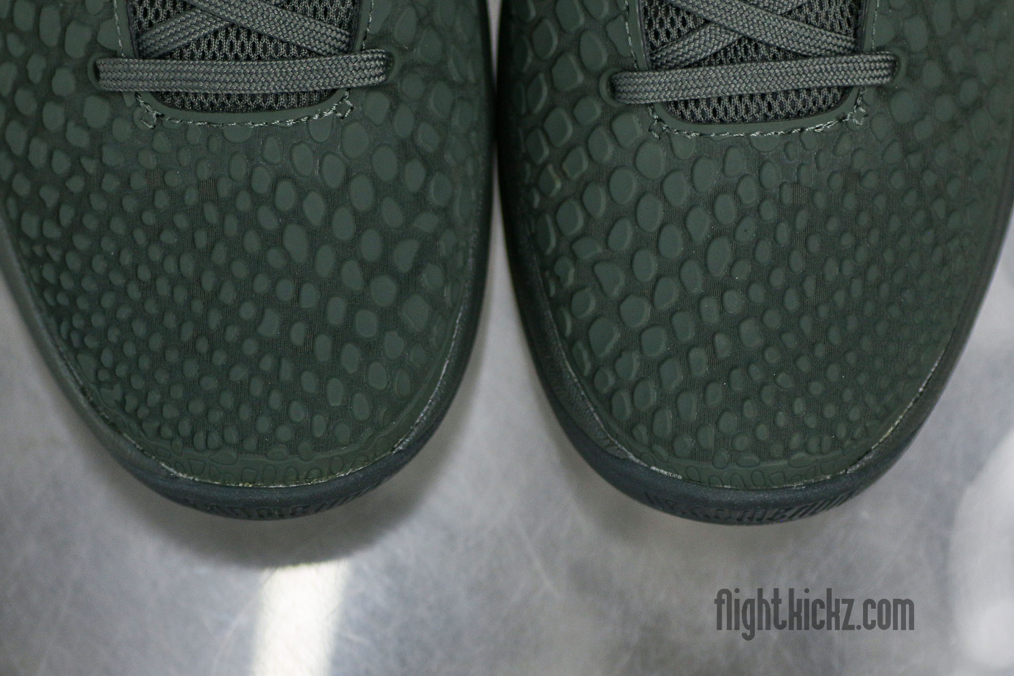 Zoom Kobe 6 Fade To Black 2016(A1 Batch)