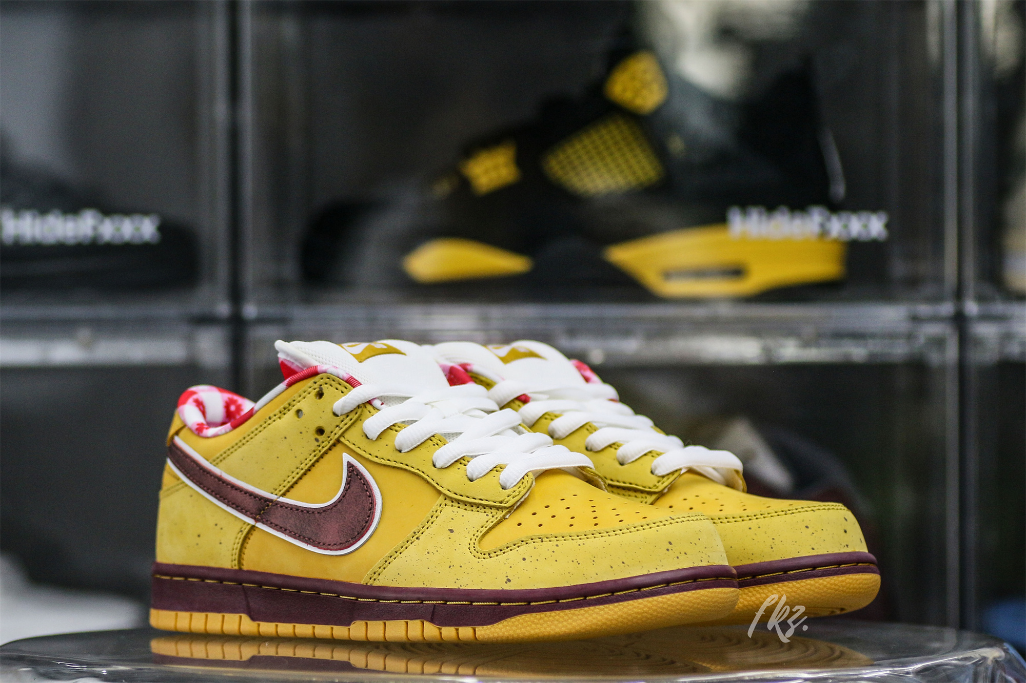 Nike SB Dunk Low Yellow Lobster
