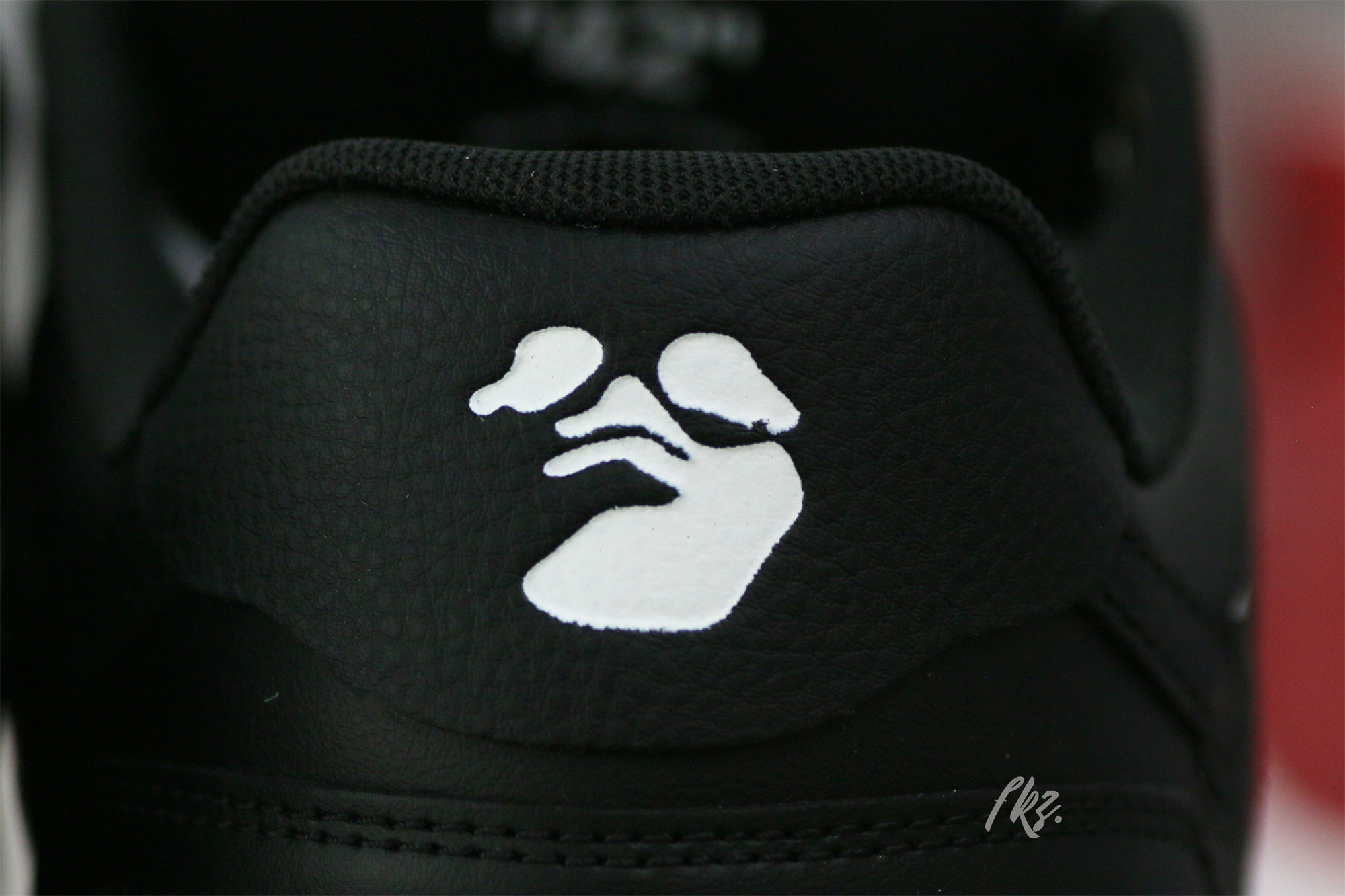 OFF-WHITE Black & White Out Of Office Sneakers