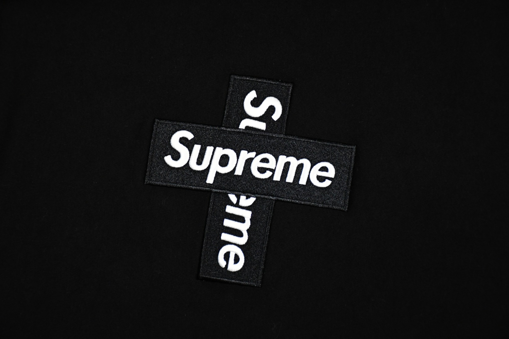 Supreme FW20 Week 15 Cross Box Logo Hooded Sweatshirt