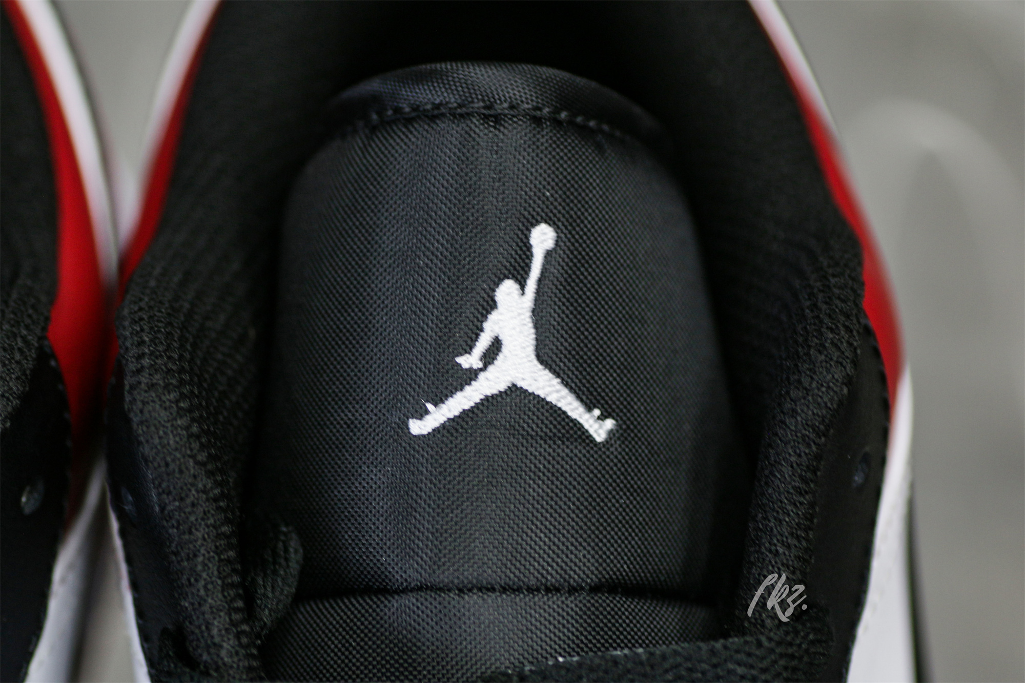 Air Jordan 1 Low Bred Toe 2021