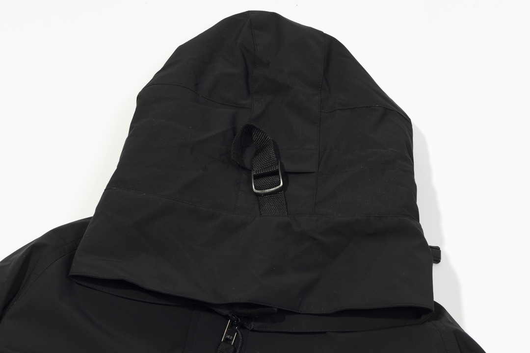 Canada G00se X OVO Constable Parka