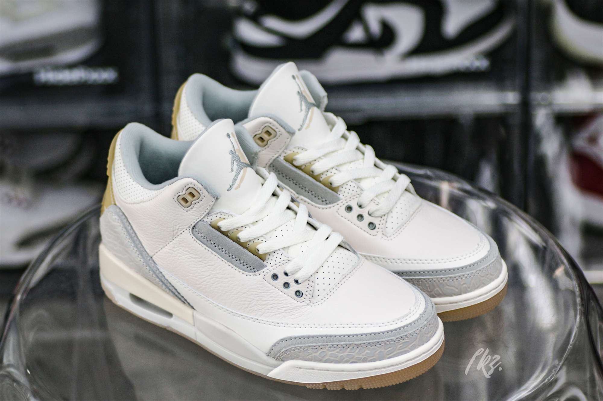 Air Jordan 3 Retro Craft Ivory (LN5 A1)