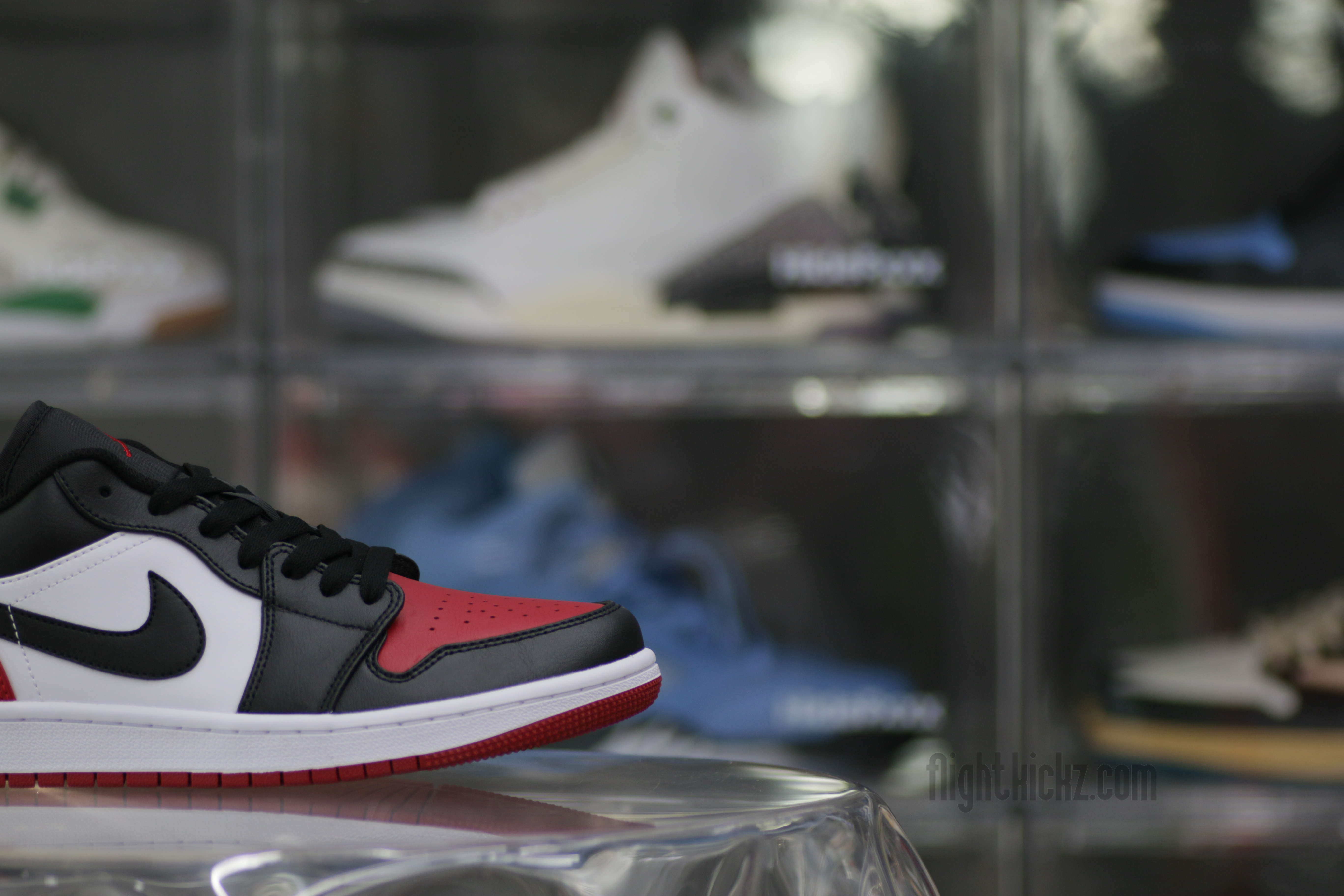 Air Jordan 1 Low Bred Toe 2.0（2023）