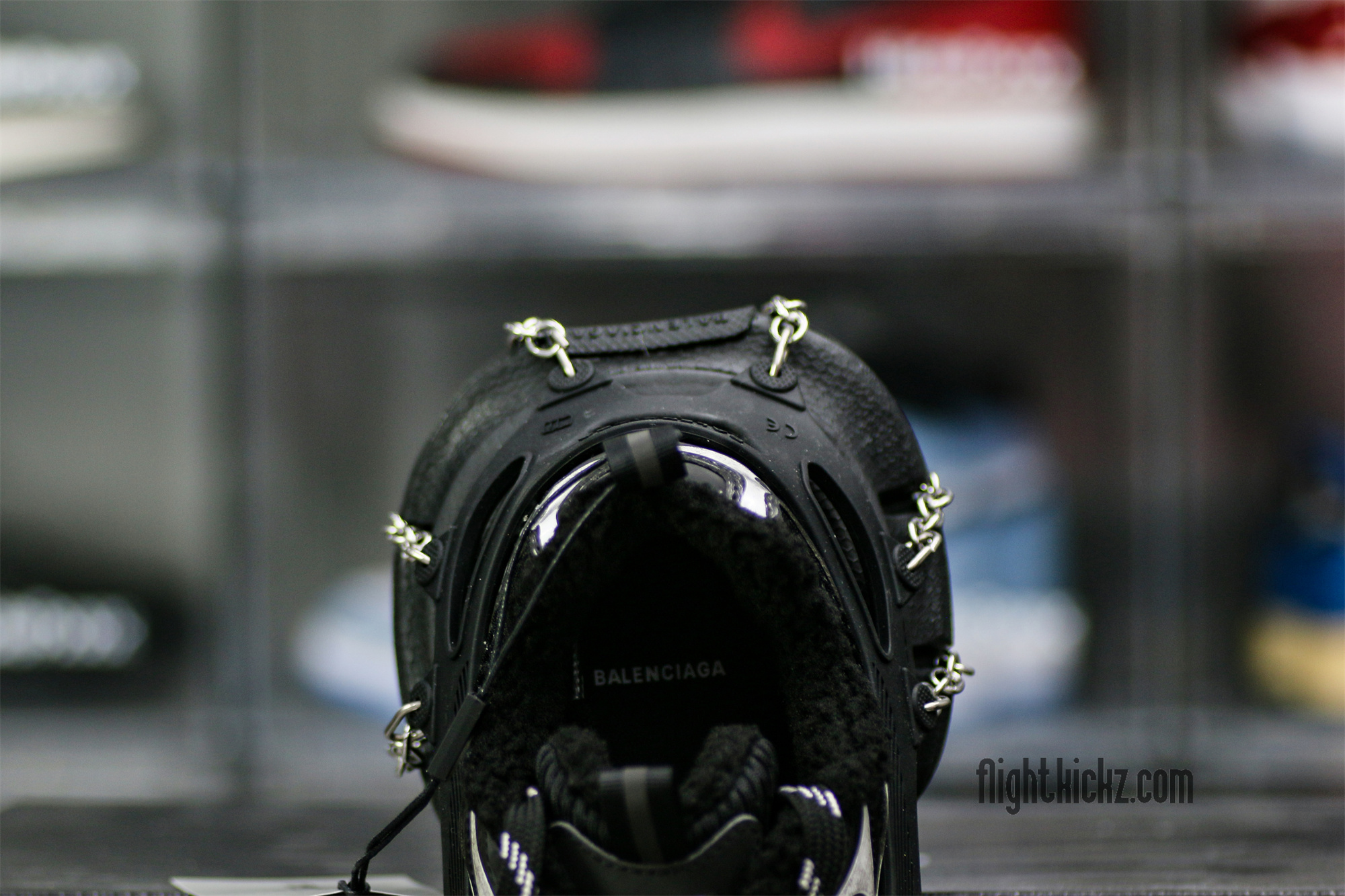 B@lenciag* 3XL Ski Sneaker in Black and white (Removable footwear chains)