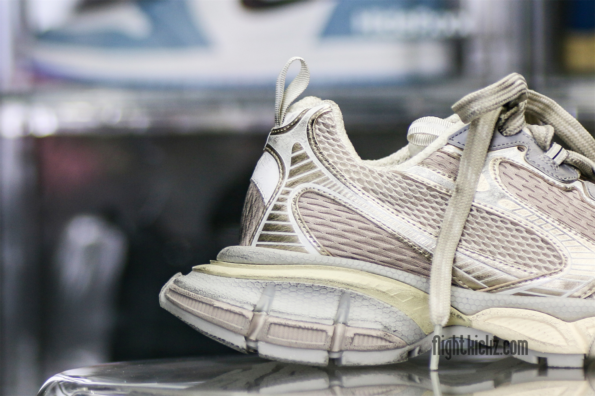 Balenciag* 3XL Sneaker ‘Worn‑Out ‑ Light Beige’