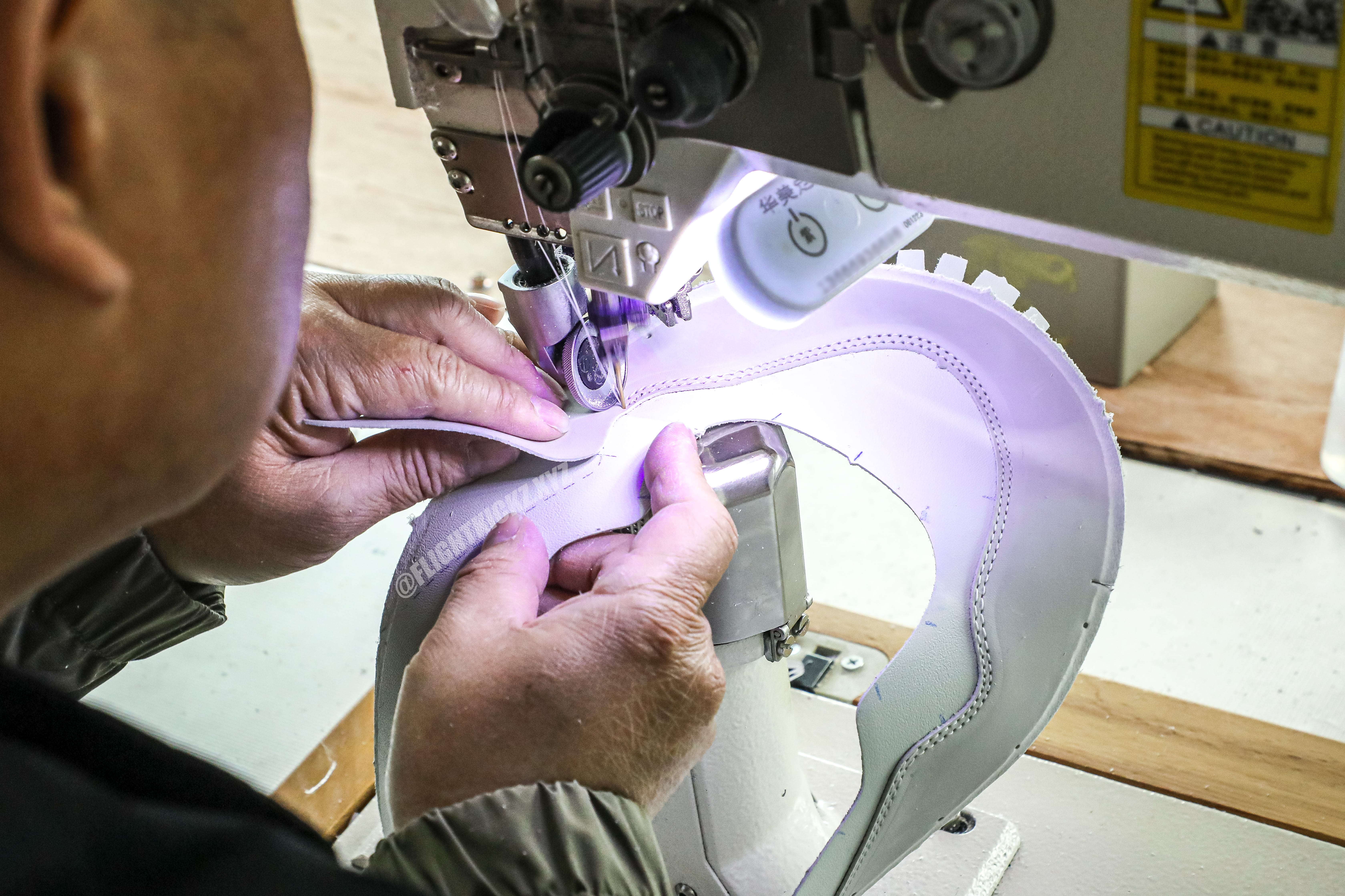 Air Jordan 4 “Military Blue 2024 (LN5 A1 Batch)